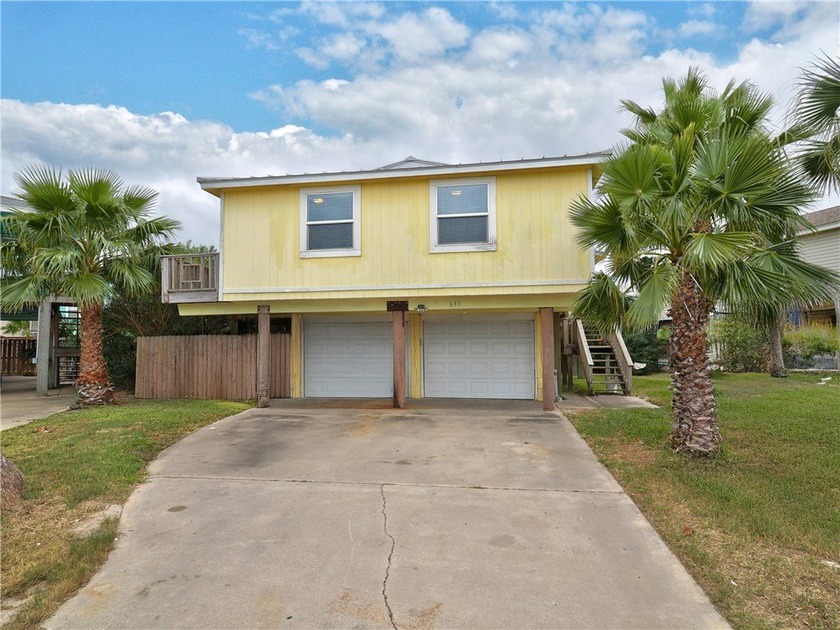 Priced to SELL!! A great opportunity to live in Port Aransas - Beach Home for sale in Port Aransas, Texas on Beachhouse.com