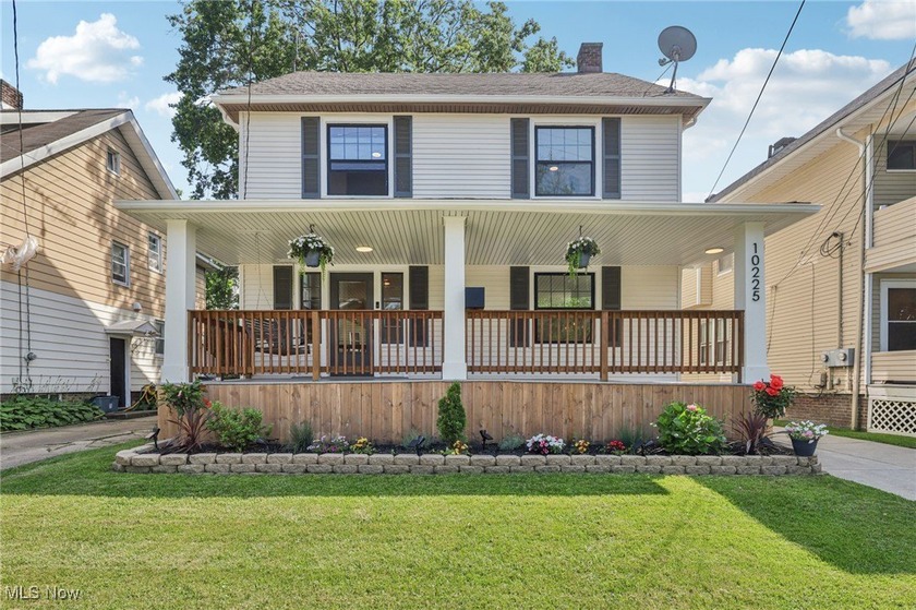 Just two blocks from Edgewater Park-Cleveland's premier Lake - Beach Home for sale in Cleveland, Ohio on Beachhouse.com