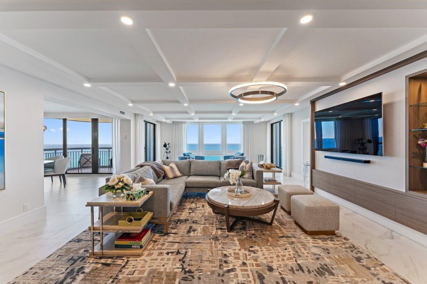 This direct ocean unit located on the second hightest floor in - Beach Condo for sale in Singer Island, Florida on Beachhouse.com