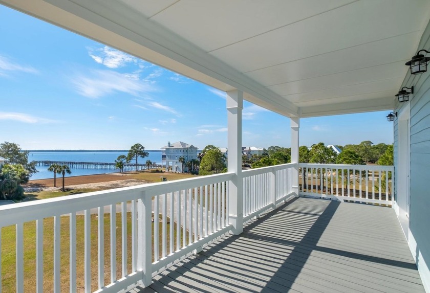 WOW! What a great deal! Now priced 130K below pre-list - Beach Home for sale in Panacea, Florida on Beachhouse.com