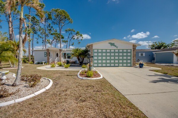 This beautifully furnished turnkey home features a highly - Beach Home for sale in North Fort Myers, Florida on Beachhouse.com