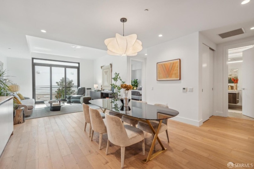 Flooded with natural light, this spacious home offers refined - Beach Condo for sale in San Francisco, California on Beachhouse.com