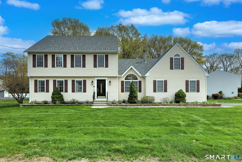 Pride of ownership is evident throughout this meticulously - Beach Home for sale in East Haven, Connecticut on Beachhouse.com