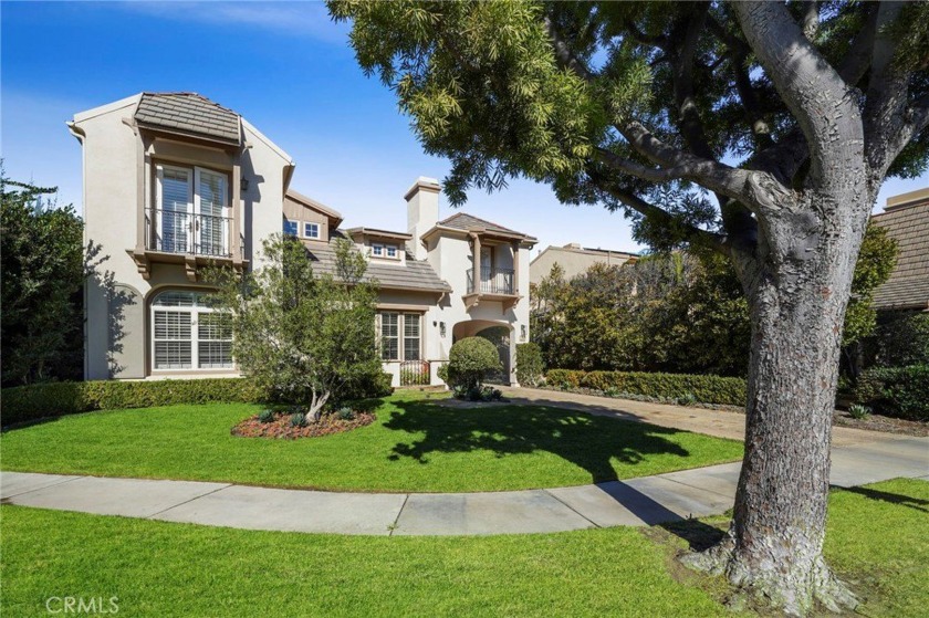 Immaculate Condition Panoramic View property in 24-hour Guard - Beach Home for sale in Newport Coast, California on Beachhouse.com