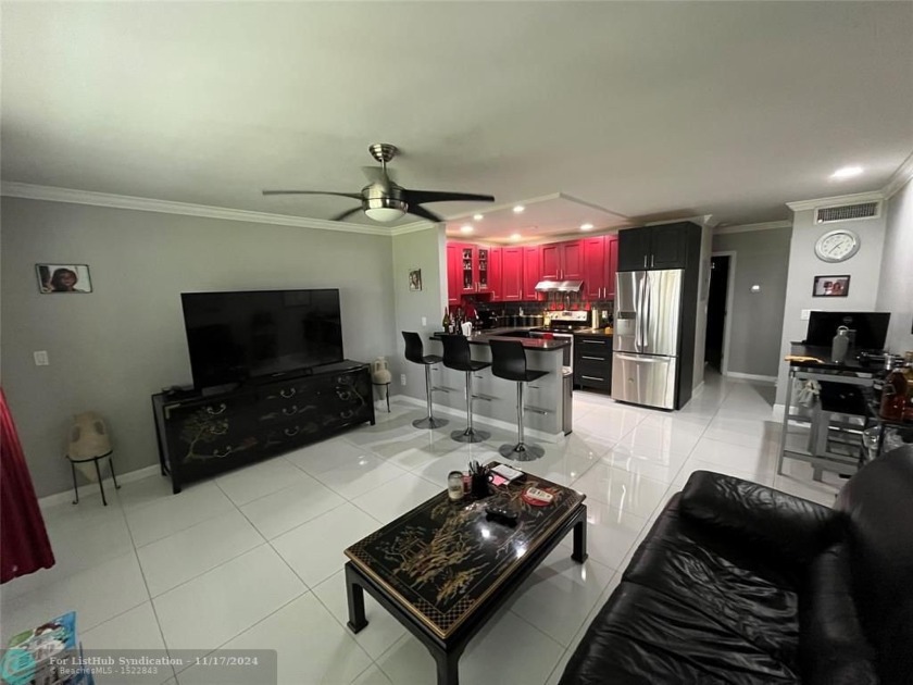 Beautifully renovated ground floor unit with high-end modern - Beach Condo for sale in Fort Lauderdale, Florida on Beachhouse.com