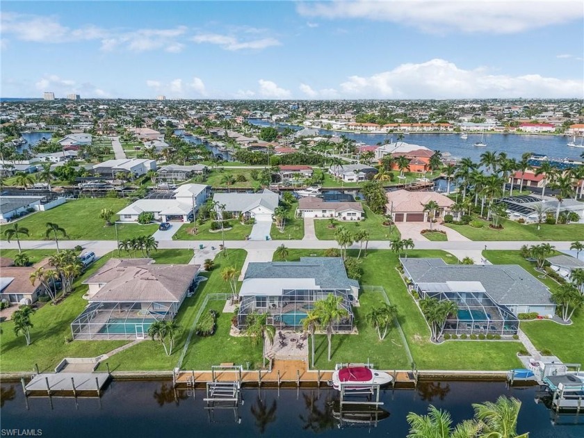 INVESTOR ALERT!!  Beautiful Pool & Spa Home located in the - Beach Home for sale in Cape Coral, Florida on Beachhouse.com