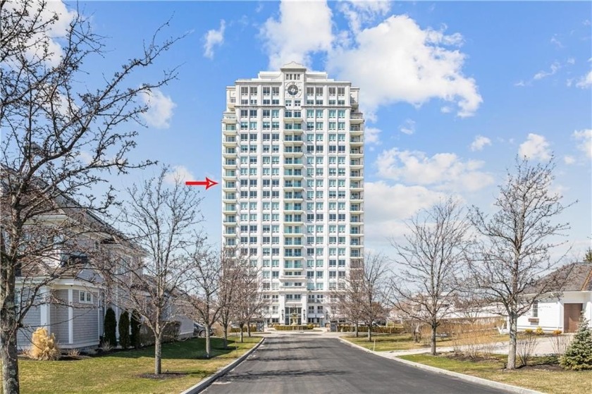 The Tower at Carnegie Abbey. Luxury corner unit, two bedrooms - Beach Condo for sale in Portsmouth, Rhode Island on Beachhouse.com