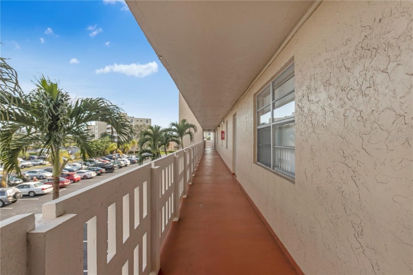 NEW LOWER PRICE!!! MUST VIEW! Stunning 3rd story Condo with - Beach Condo for sale in Dania, Florida on Beachhouse.com