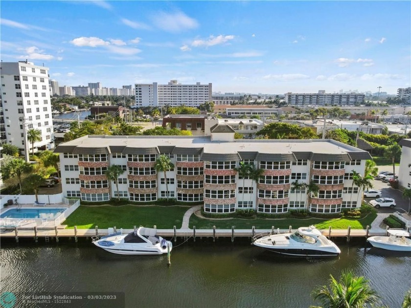 This GORGEOUS light and bright, completely move in ready, two - Beach Condo for sale in Fort Lauderdale, Florida on Beachhouse.com