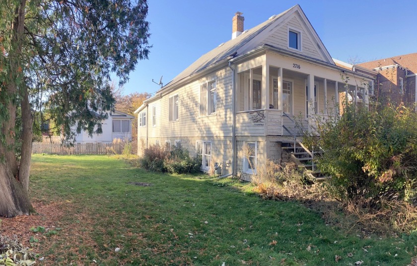 Attention builders, developers, investors, and custom home - Beach Lot for sale in Evanston, Illinois on Beachhouse.com