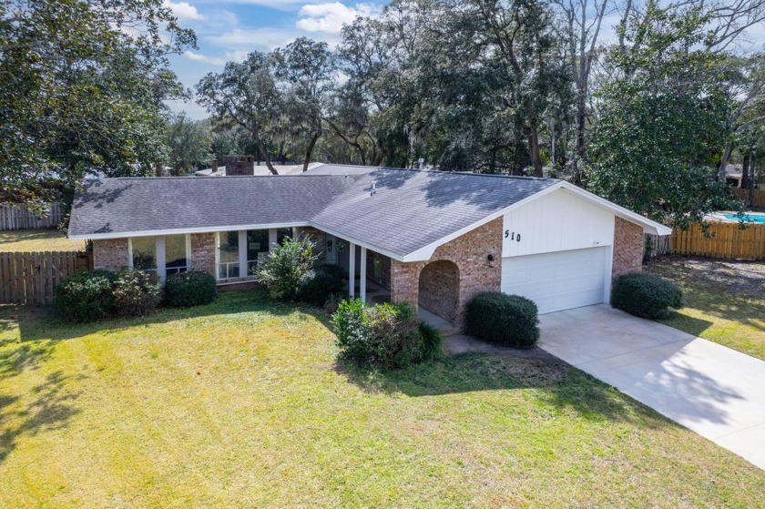 VA Assumption to VA Buyer - 4.6%. Welcome to 510 Sioux Circle, a - Beach Home for sale in Fort Walton Beach, Florida on Beachhouse.com