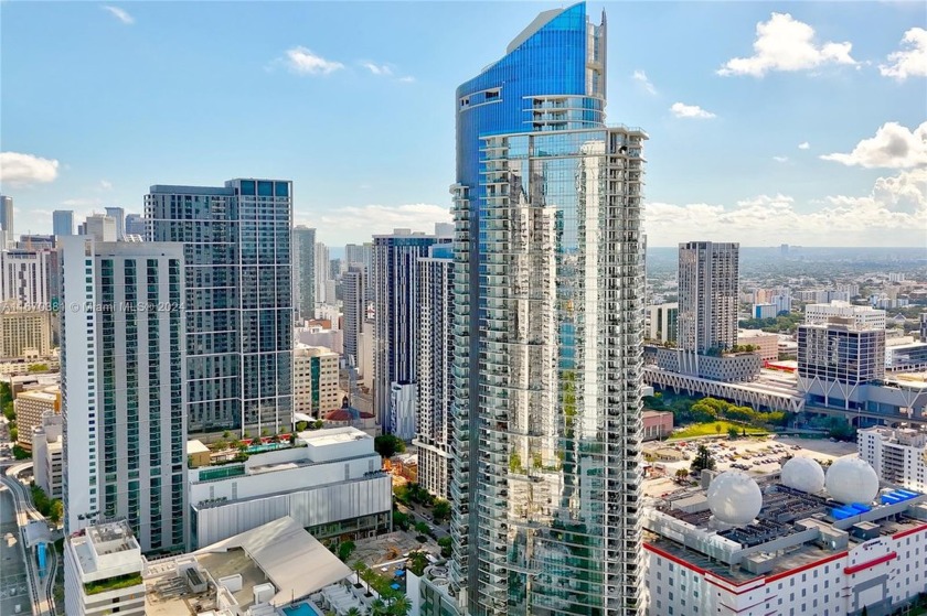 Modern Condo with Stunning City Skyline View and Smart Features - Beach Condo for sale in Miami, Florida on Beachhouse.com