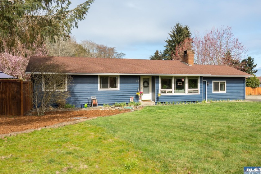 JUST REMODELED 3 BED, 2 BATH PLUS OFFICE on .26 acres w/ AMAZING - Beach Home for sale in Port Angeles, Washington on Beachhouse.com