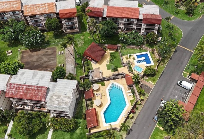 An exceptionally charming 3-bedroom, 1-bathroom, Condo located - Beach Condo for sale in Waianae, Hawaii on Beachhouse.com