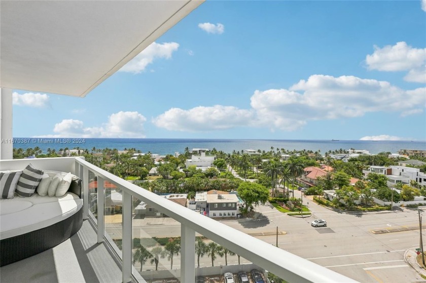 This 2/2 gorgeous, Modern,relaxing Floridian style condo boasts - Beach Condo for sale in Fort Lauderdale, Florida on Beachhouse.com