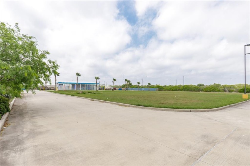 Commercial Lot, south side with a Water view... Lake view pond - Beach Commercial for sale in Corpus Christi, Texas on Beachhouse.com