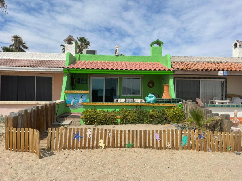 Casa de los Pelicanos - Beautiful Beachfront Villa on the Sea - Beach Vacation Rentals in Puerto Penasco, Sonora, Mexico on Beachhouse.com