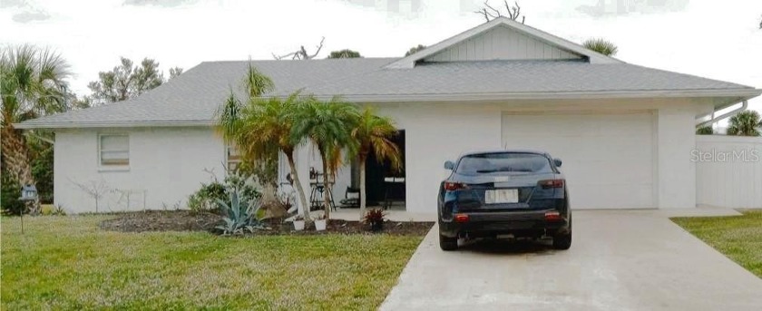 Located in golf community. Residents can fish in the canals - Beach Home for sale in Rotonda West, Florida on Beachhouse.com