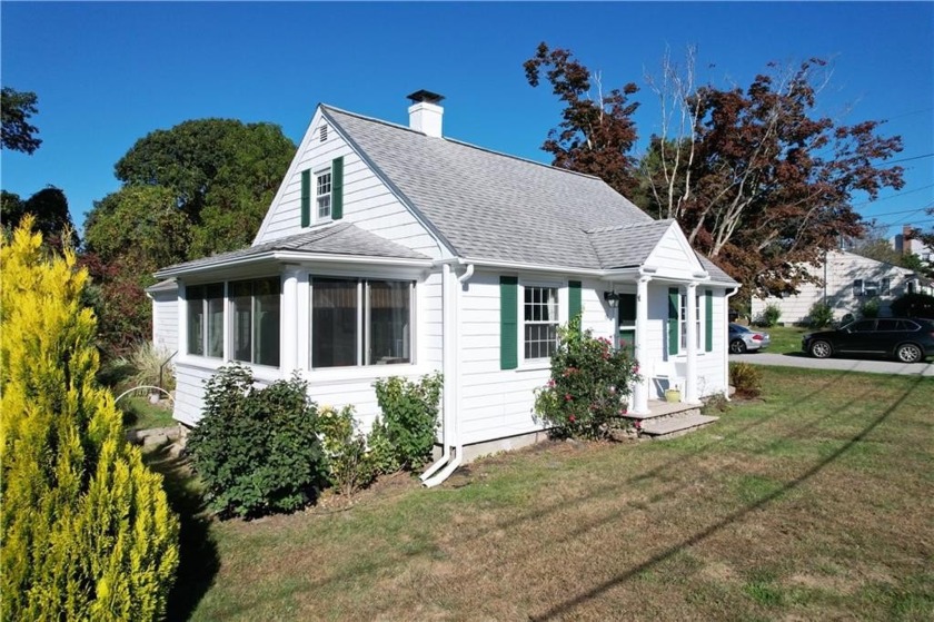 Introducing a charming Cape in the much desired Bonnet Shores - Beach Home for sale in Narragansett, Rhode Island on Beachhouse.com