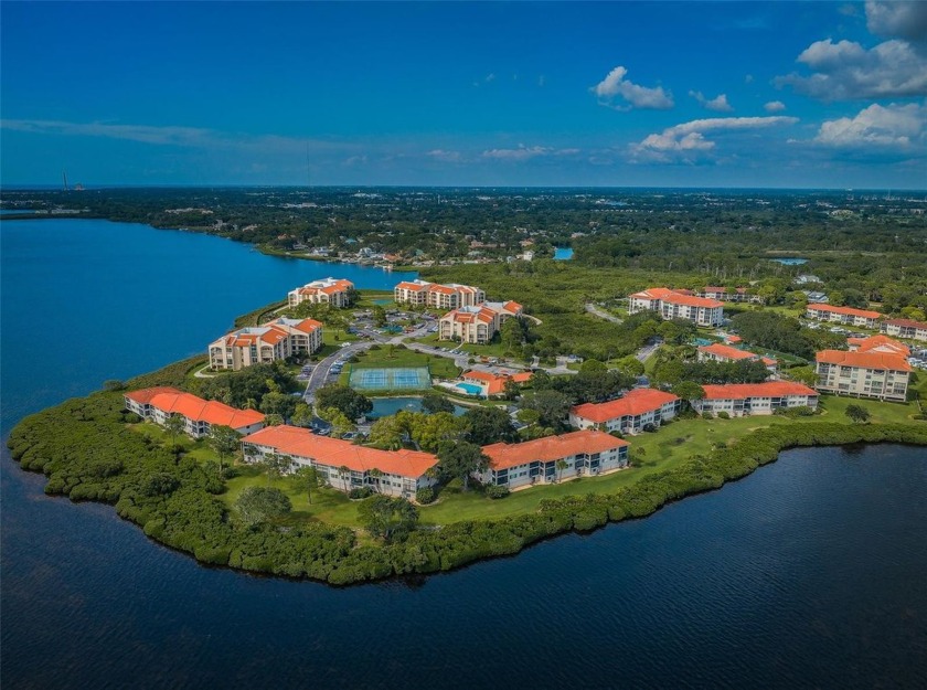 ATTENTION BOATERS -WATERFRONT LIVING AT ITS FINEST. Water views - Beach Condo for sale in Tarpon Springs, Florida on Beachhouse.com