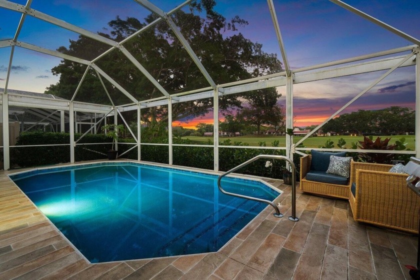 Get ready to be amazed by this beautifully renovated gem in the - Beach Home for sale in Palm Beach Gardens, Florida on Beachhouse.com