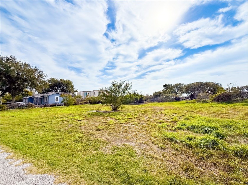 437 & 439 Judie Court are commercial lots located in Flour Bluff - Beach Lot for sale in Corpus Christi, Texas on Beachhouse.com