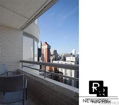 Rare opportunity to live in a meticulously renovated home at the - Beach Condo for sale in New York, New York on Beachhouse.com