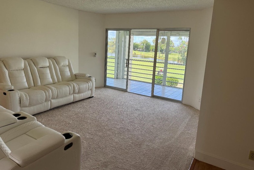 Spectactular Golf Course And Water views as soon as you enter - Beach Condo for sale in Lake Worth, Florida on Beachhouse.com