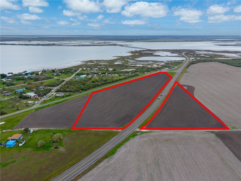 Just over 11 acres of versatile land offering endless - Beach Acreage for sale in Bayside, Texas on Beachhouse.com