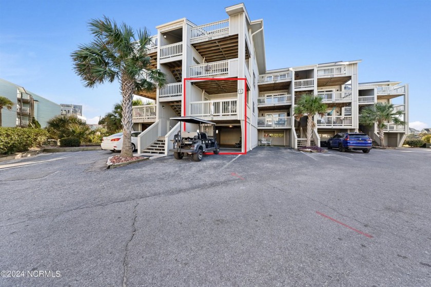 This 1st floor condo with an oversized 1 car GARAGE is located - Beach Condo for sale in Carolina Beach, North Carolina on Beachhouse.com