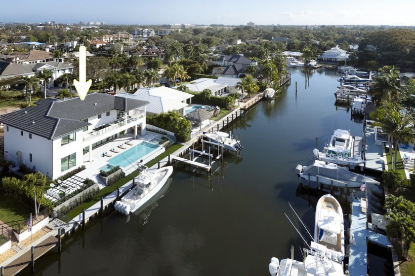 This extraordinary new-construction waterfront estate offers a - Beach Home for sale in Palm Beach Gardens, Florida on Beachhouse.com