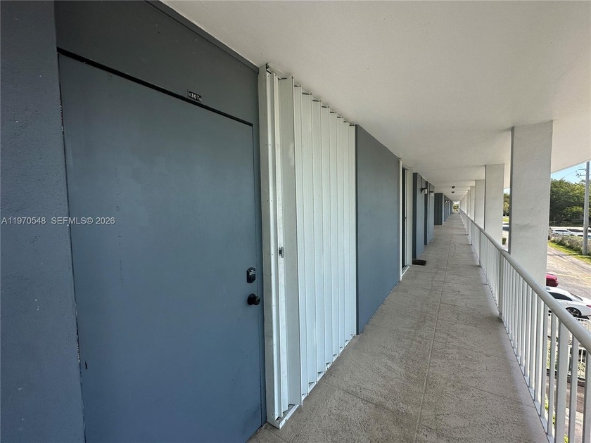 Exceptional opportunity to purchase a 1 bedroom, 1 bath condo - Beach Condo for sale in Deerfield Beach, Florida on Beachhouse.com