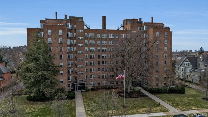 WALKING DISTANCE TO EVERY CONVENIENCE AND ACTIVITY THE ELMWOOD - Beach Condo for sale in Buffalo, New York on Beachhouse.com