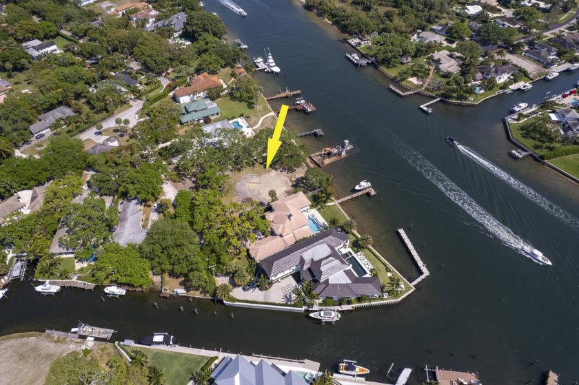 The house on this property was knocked down. Amazing direct - Beach Lot for sale in West Palm Beach, Florida on Beachhouse.com
