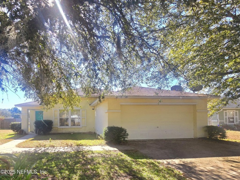 Charming 3-Bedroom Home with Pond Views - Ready for Your - Beach Home for sale in Yulee, Florida on Beachhouse.com