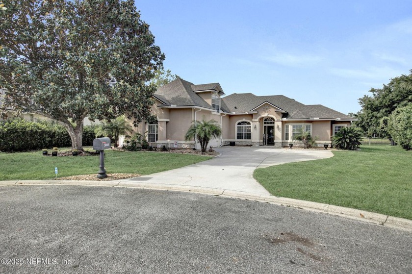 Move-in ready 5-bedroom, 3-bathroom home with breathtaking - Beach Home for sale in Saint Johns, Florida on Beachhouse.com