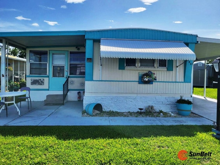 This well-maintained manufactured home, located at 918 Reed - Beach Home for sale in South Daytona, Florida on Beachhouse.com