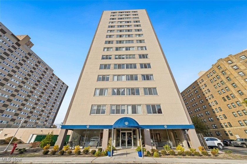 Welcome HOME where the Lake beckons from your window in this - Beach Condo for sale in Lakewood, Ohio on Beachhouse.com