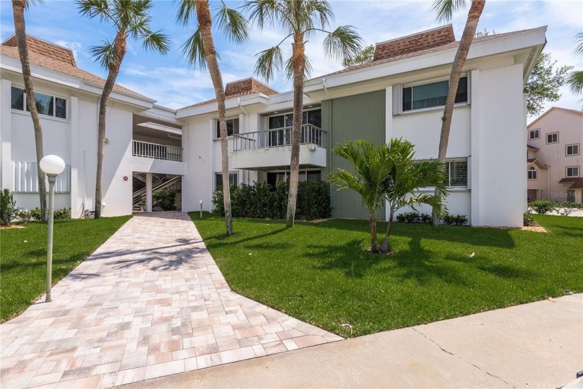 MOTIVATED SELLER - BOAT  BEACH LOVERS DREAM!   Welcome to your - Beach Condo for sale in Clearwater Beach, Florida on Beachhouse.com