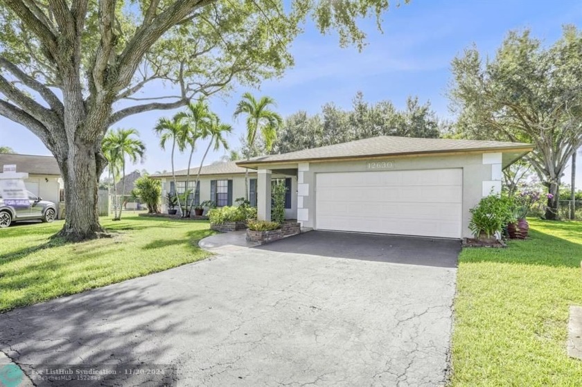 Orange Tree Homes located in the Heart of Davie. This 3 bedrooms - Beach Home for sale in Davie, Florida on Beachhouse.com