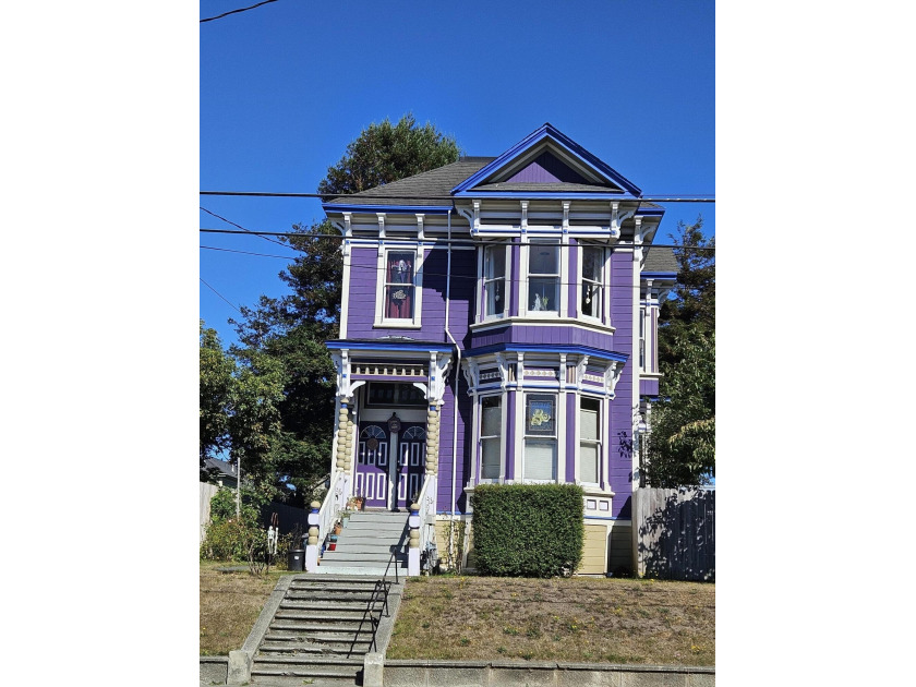 This is a two story converstion to 6 units, Purple Victorian - Beach Home for sale in Eureka, California on Beachhouse.com