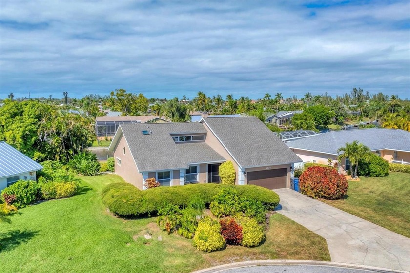 One or more photo(s) has been virtually staged. Welcome to - Beach Home for sale in Bradenton, Florida on Beachhouse.com