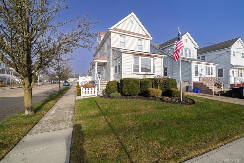 Welcome to this charming home nestled in the Inc. Village of - Beach Home for sale in East Rockaway, New York on Beachhouse.com