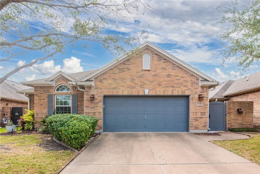 Beautiful open-concept garden home with gated courtyard entrance - Beach Home for sale in Corpus Christi, Texas on Beachhouse.com