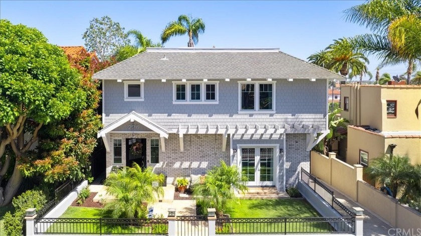 This beautiful home in Belmont Heights has been completely - Beach Home for sale in Long Beach, California on Beachhouse.com