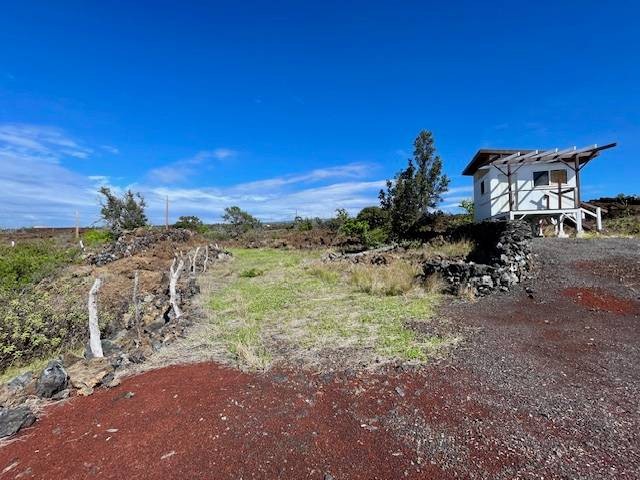 Very improved 3 acre lot with cinder driveway, multiple graded - Beach Acreage for sale in Ocean View, Hawaii on Beachhouse.com