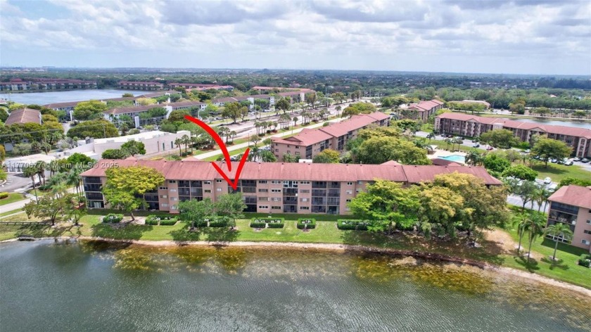 Resort Style Living - Century Village. Well maintained 2 bedroom - Beach Condo for sale in Pembroke Pines, Florida on Beachhouse.com
