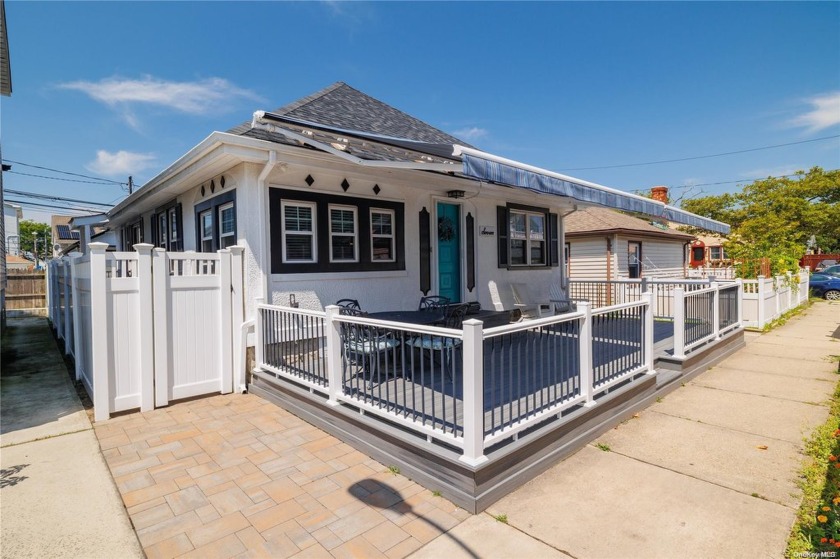 Long Beach Inviting Ranch home with retractable awnings, to give - Beach Home for sale in Long Beach, New York on Beachhouse.com