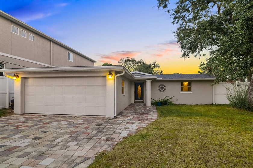 Welcome to your slice of Florida paradise--this beautifully - Beach Home for sale in Nokomis, Florida on Beachhouse.com