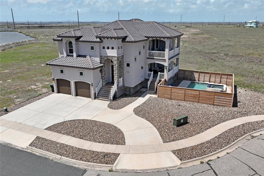 This beautiful property has panoramic views of the Gulf Coast - Beach Home for sale in Port Aransas, Texas on Beachhouse.com